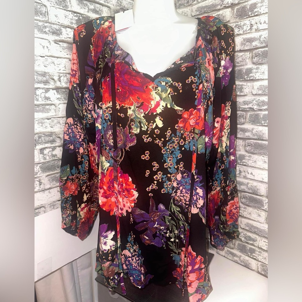 Gorgeous Boutique Floral Blouse